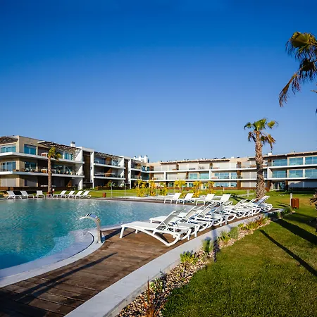 Resort Do Sal 4*